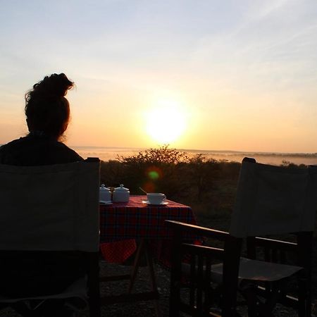 Osero Serengeti Luxury Tented Camp 巴纳吉 外观 照片