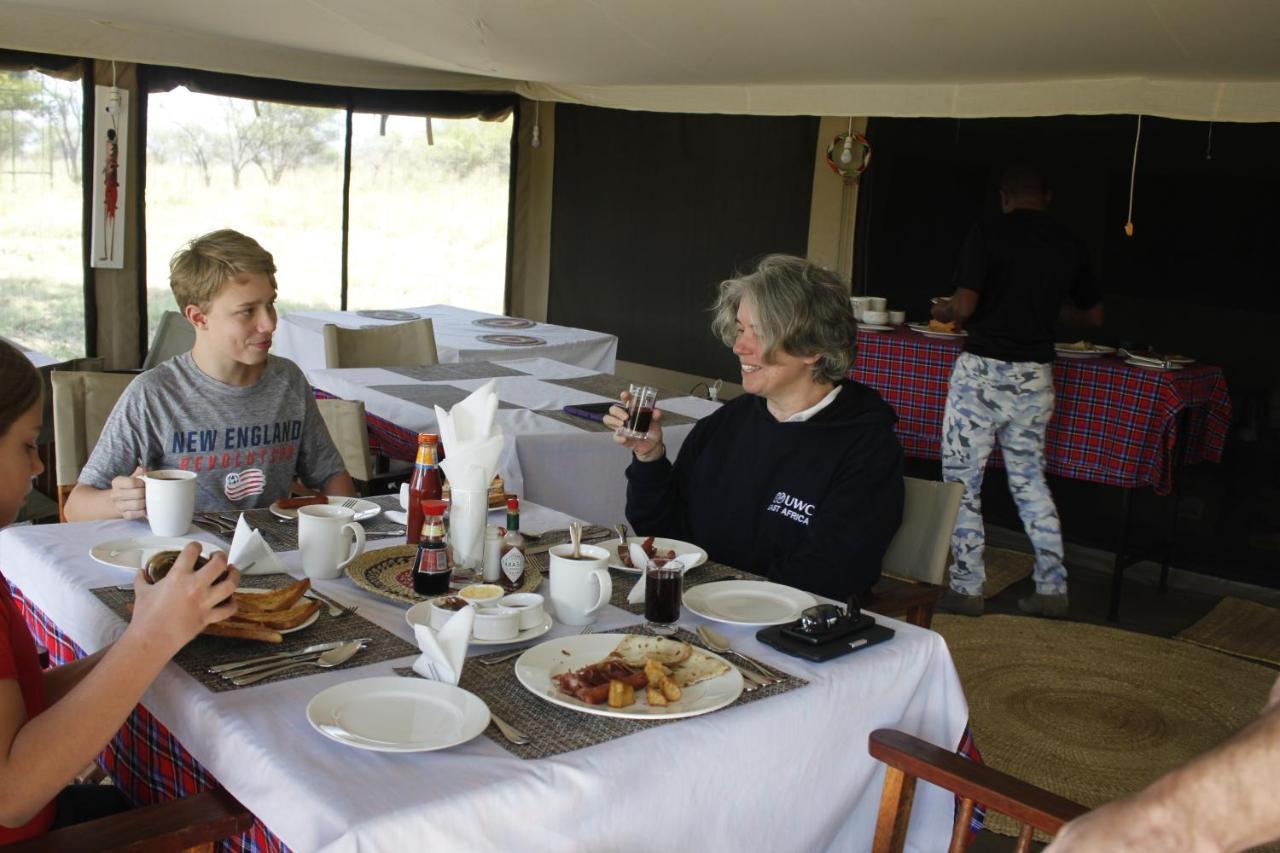 Osero Serengeti Luxury Tented Camp 巴纳吉 外观 照片