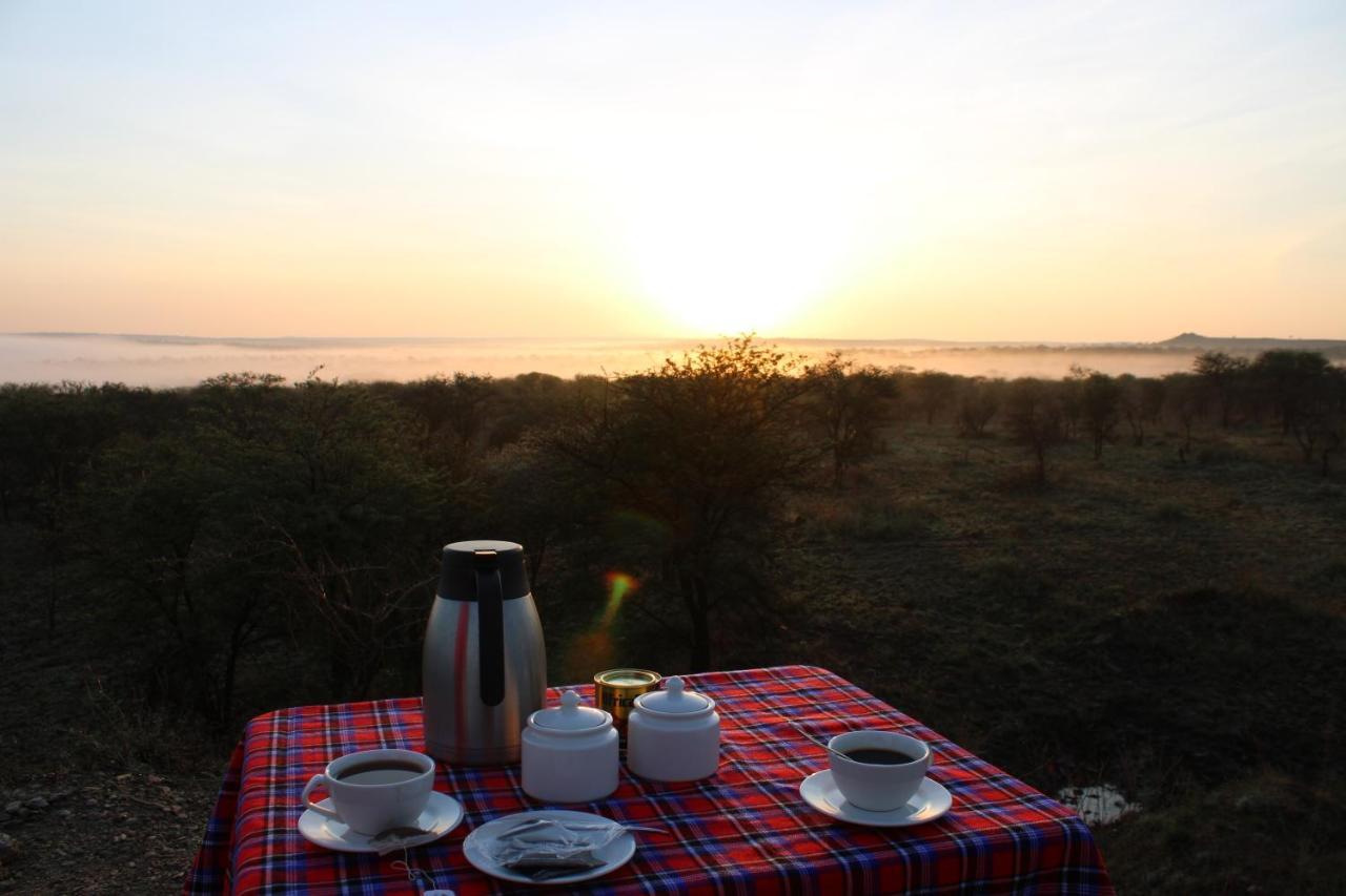 Osero Serengeti Luxury Tented Camp 巴纳吉 外观 照片