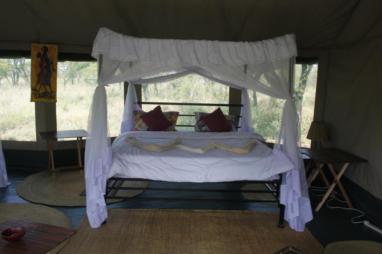 Osero Serengeti Luxury Tented Camp 巴纳吉 外观 照片